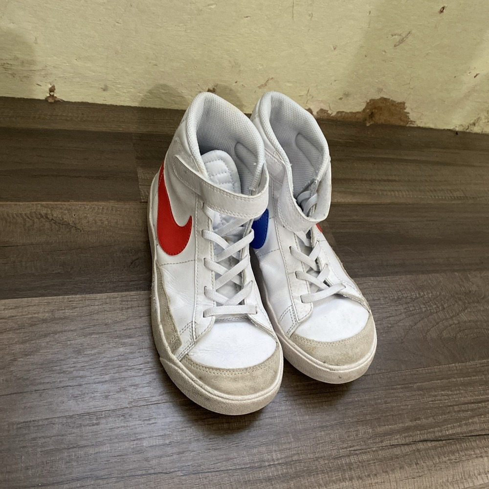Size 3Y  - Nike Blazer Mid '77 Vintage White Blue Red 2022 BQ6806-117 Damage Box